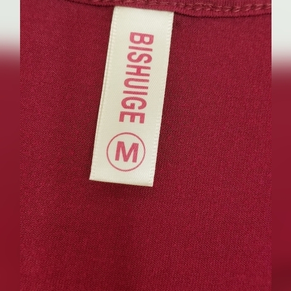 Bishuige red dress medium pullover sleeveless tshirt type knee length EUC - Picture 2 of 7